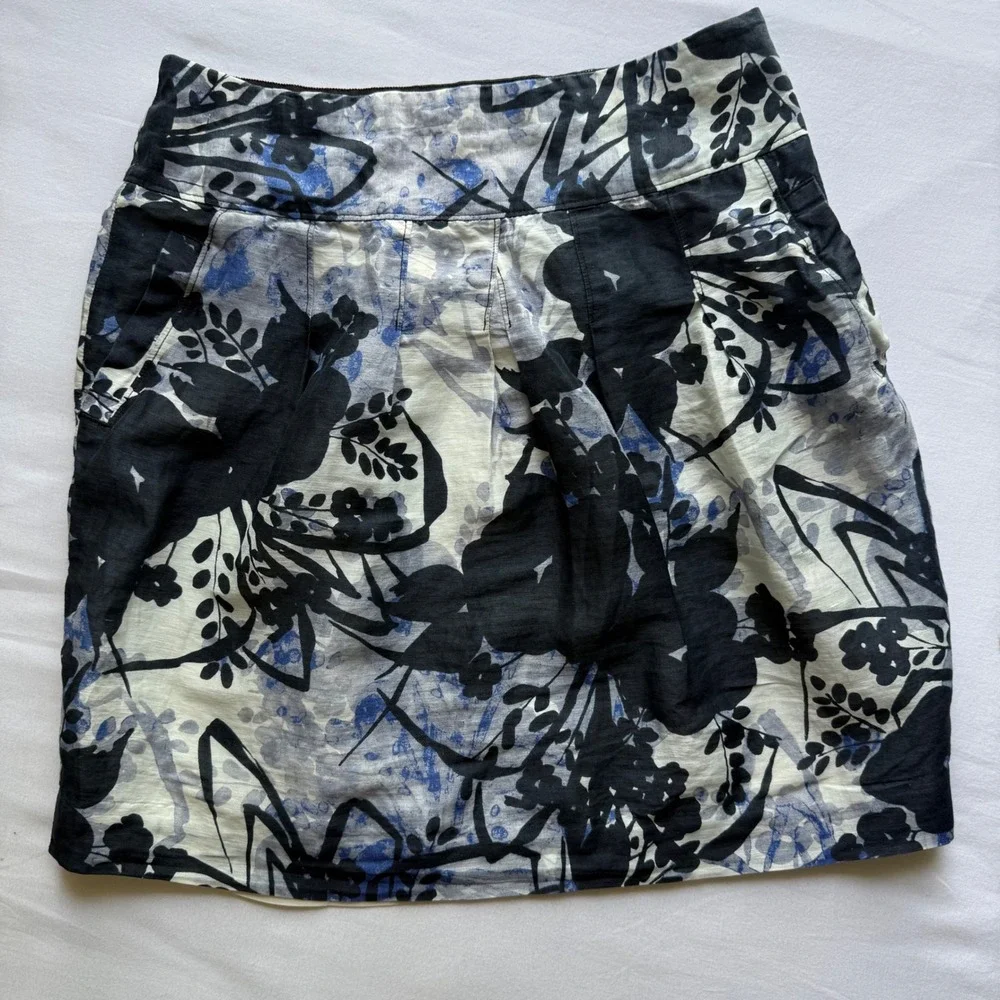Ann Taylor Abstract Floral Pleated Mini Skirt Lined Size‎ 6 Side Pockets